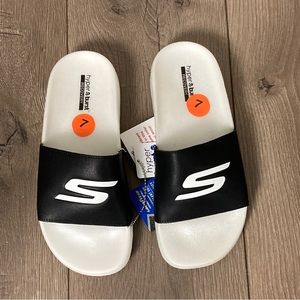 Skechers Hyper burst recovery womens sandals size 7 NWT